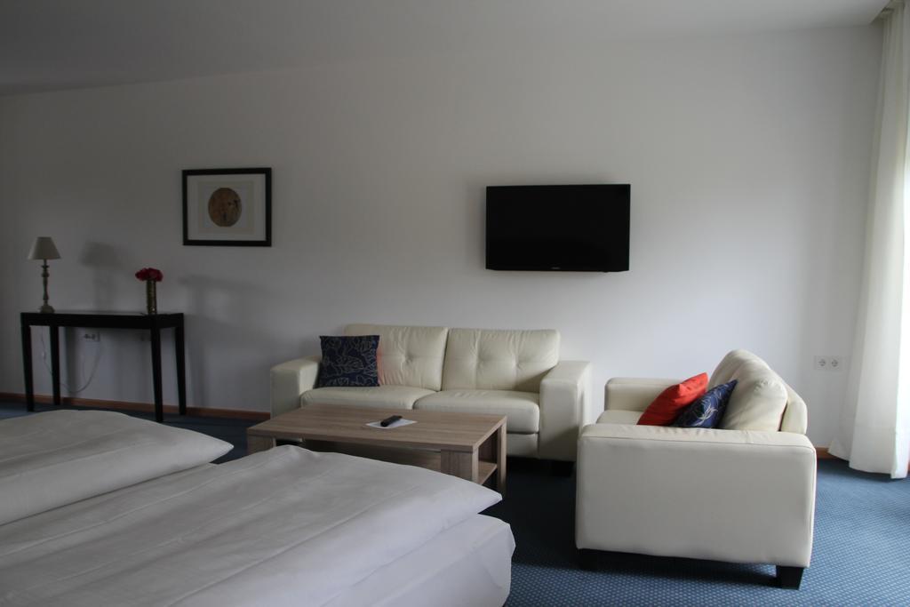 Hotel Lindenstrasse Neuenhagen bei Berlin Bilik gambar